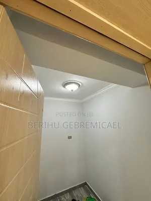 2bdrm Condo in አያት, Yeka for sale