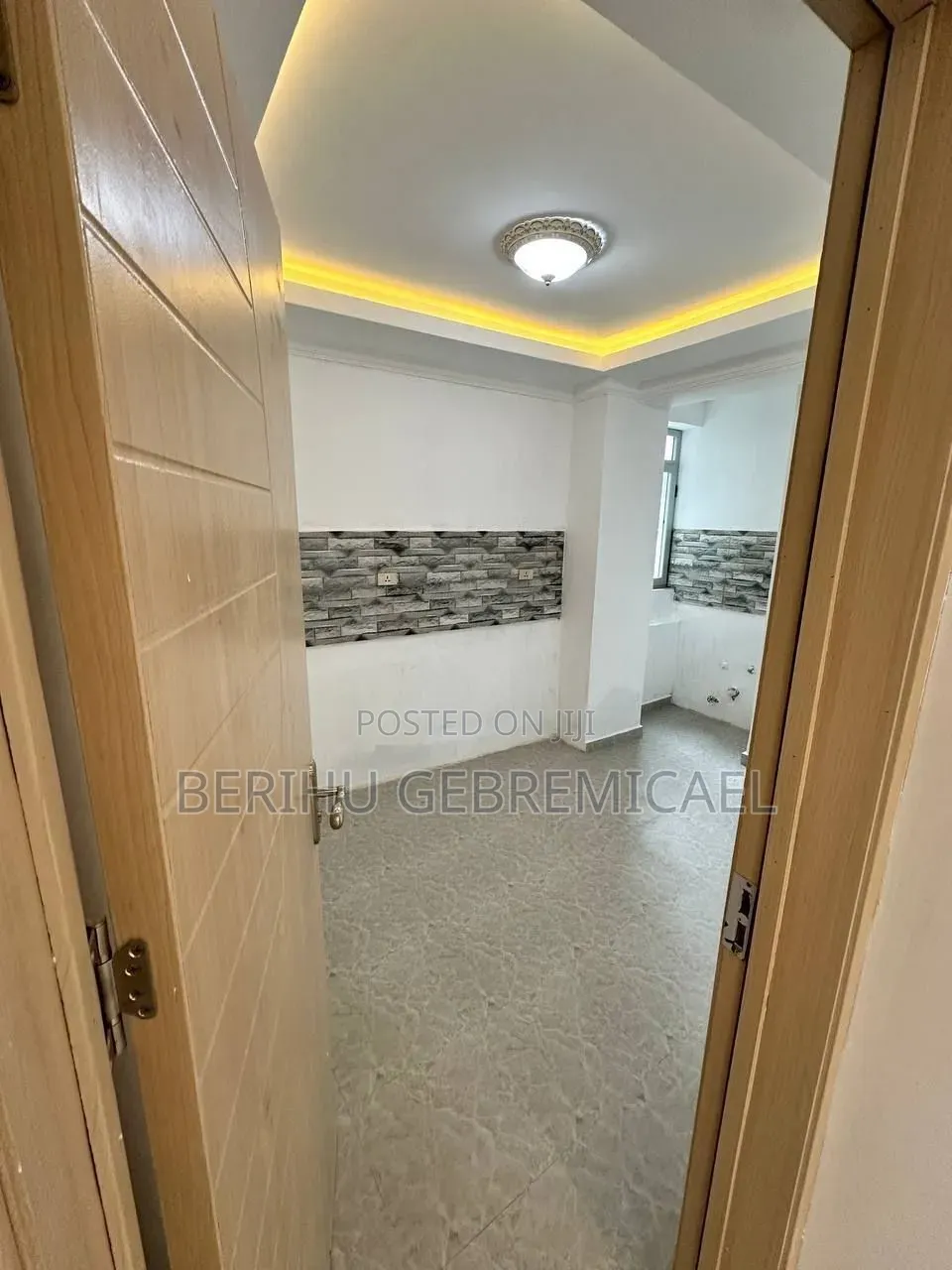 2bdrm Condo in አያት, Yeka for sale