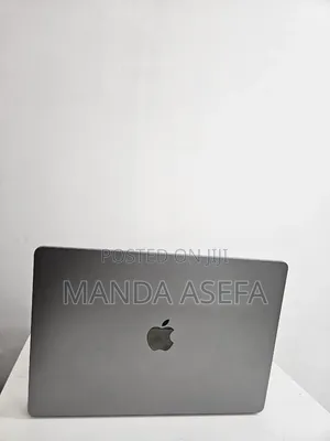 New Laptop Apple MacBook Air 2024 M3 8GB Apple M3 SSD 512GB