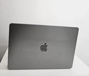 New Laptop Apple MacBook Air 2024 M3 8GB Apple M3 SSD 512GB