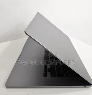 New Laptop Apple MacBook Air 2024 M3 8GB Apple M3 SSD 512GB