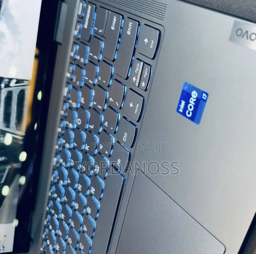 New Laptop Lenovo Yoga 7i 16GB Intel Core i7 SSD 512GB