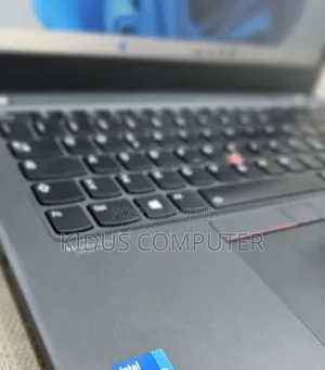 New Laptop Lenovo ThinkPad T14 16GB Intel Core i7 SSD 512GB
