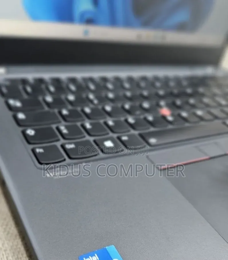 New Laptop Lenovo ThinkPad T14 16GB Intel Core i7 SSD 512GB