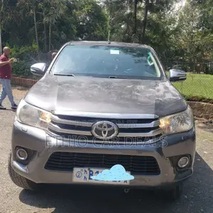 Toyota Hilux 2017 Matt Black