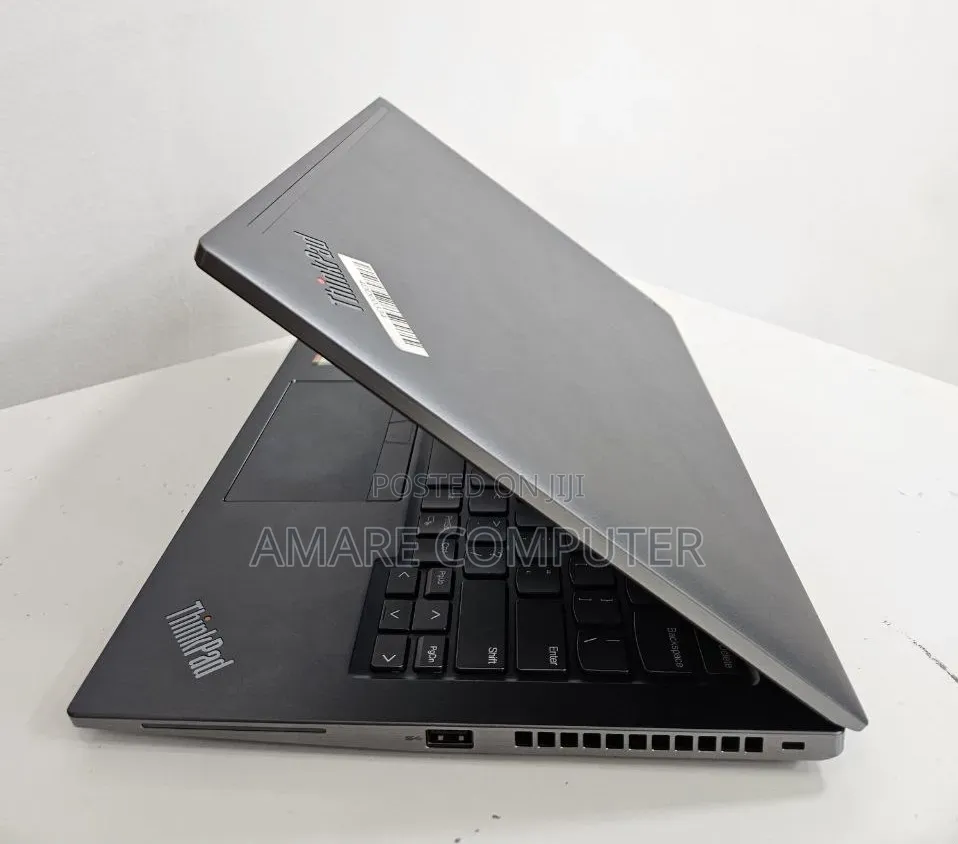 New Laptop Lenovo ThinkPad T14 16GB Intel Core i7 SSD 512GB