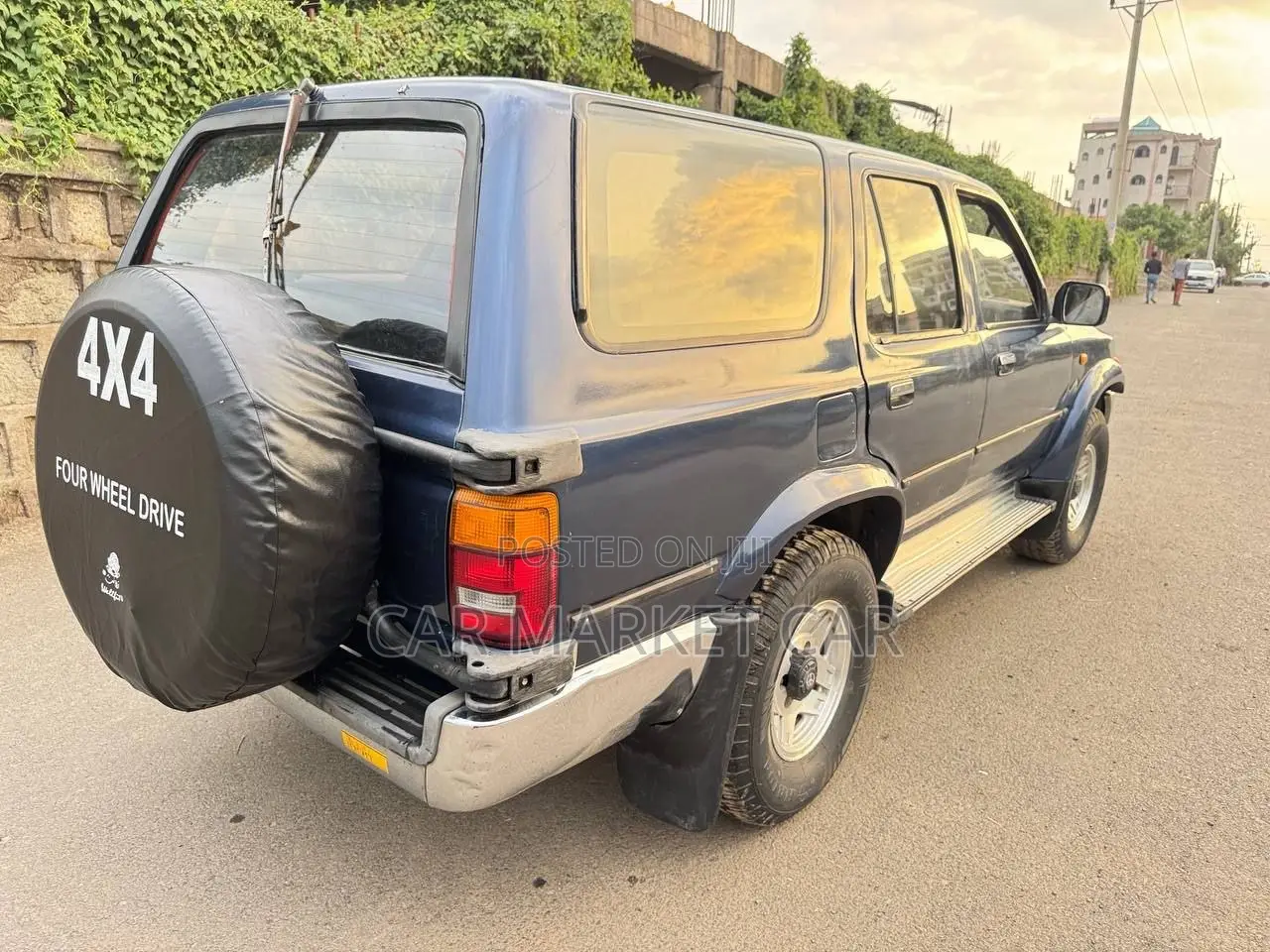 Toyota Hilux Surf 2.4DT 5dr 1992 Gray