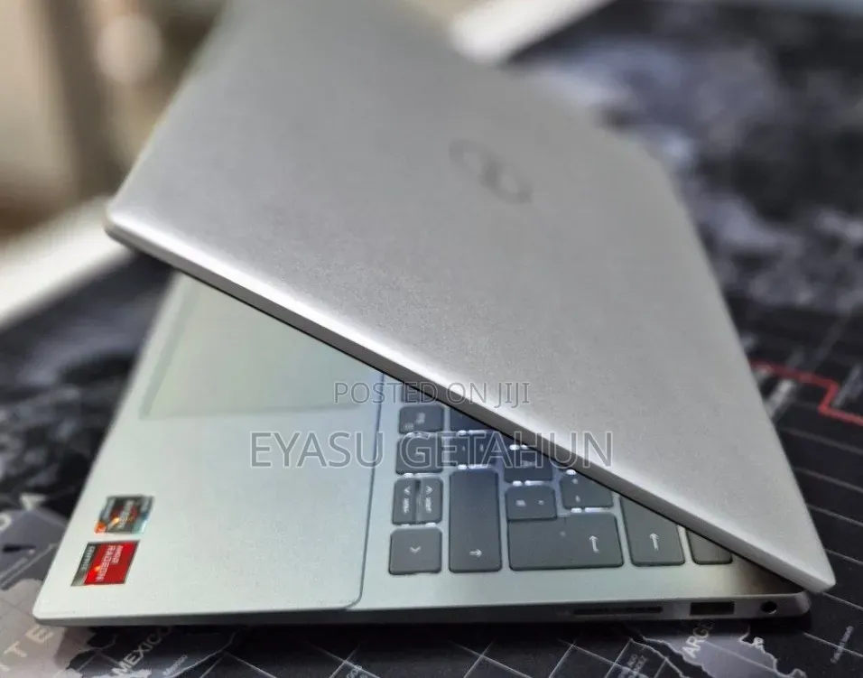 New Laptop Dell Inspiron 14 16GB AMD Ryzen 7 SSD 1T