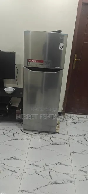 LG Refrigerator 220 Liter