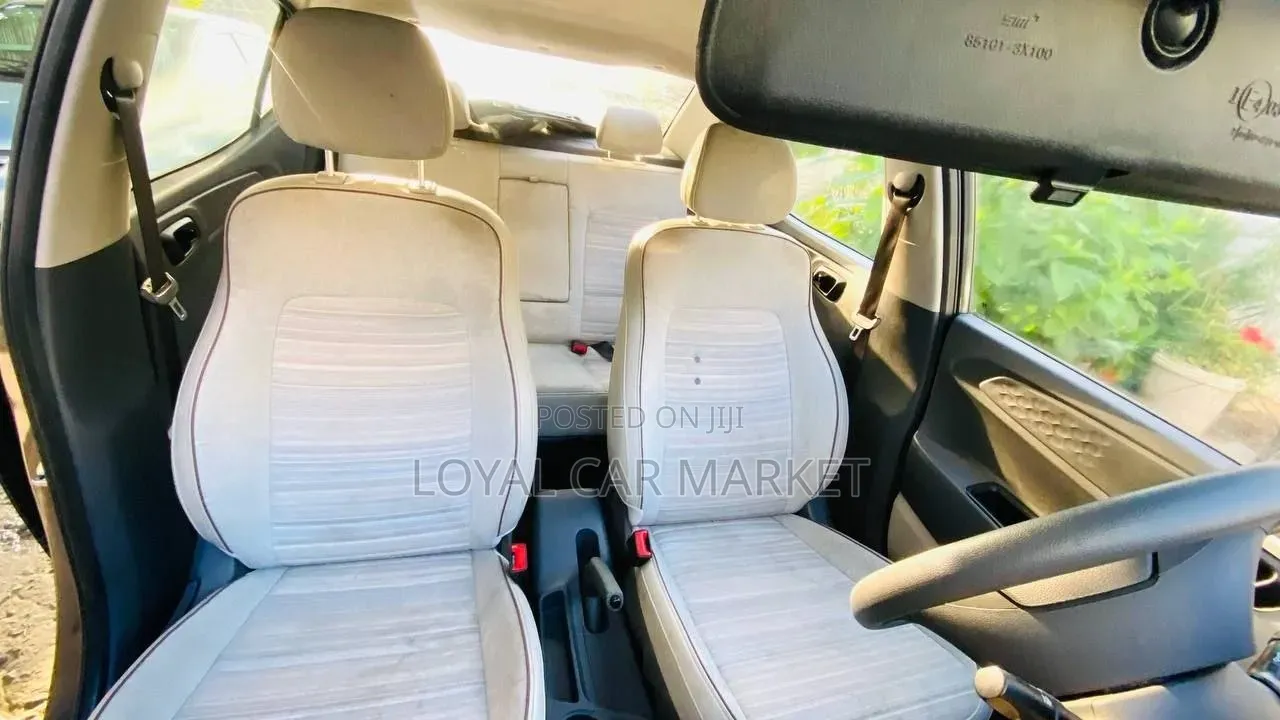 Hyundai I10 2022 Gray