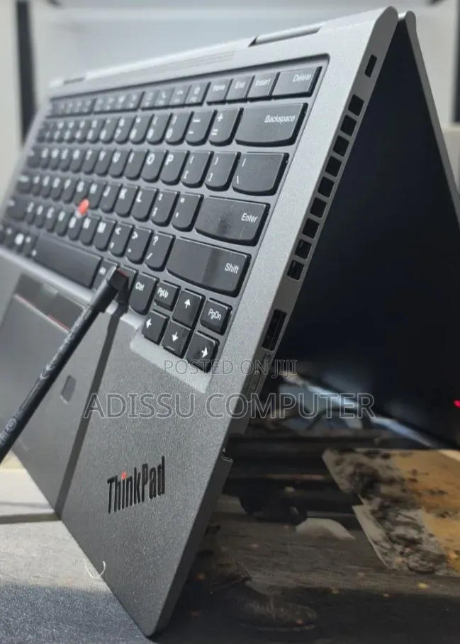 New Laptop Lenovo ThinkPad X1 Yoga 16GB Intel Core i7 SSD 512GB