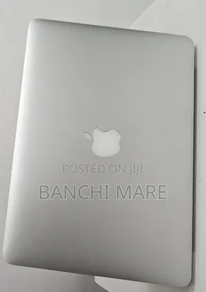 New Laptop Apple MacBook Pro 2015 8GB Intel Core i5 SSD 128GB