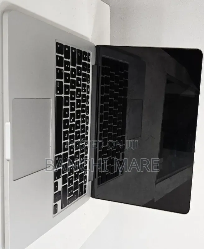 New Laptop Apple MacBook Pro 2015 8GB Intel Core i5 SSD 128GB