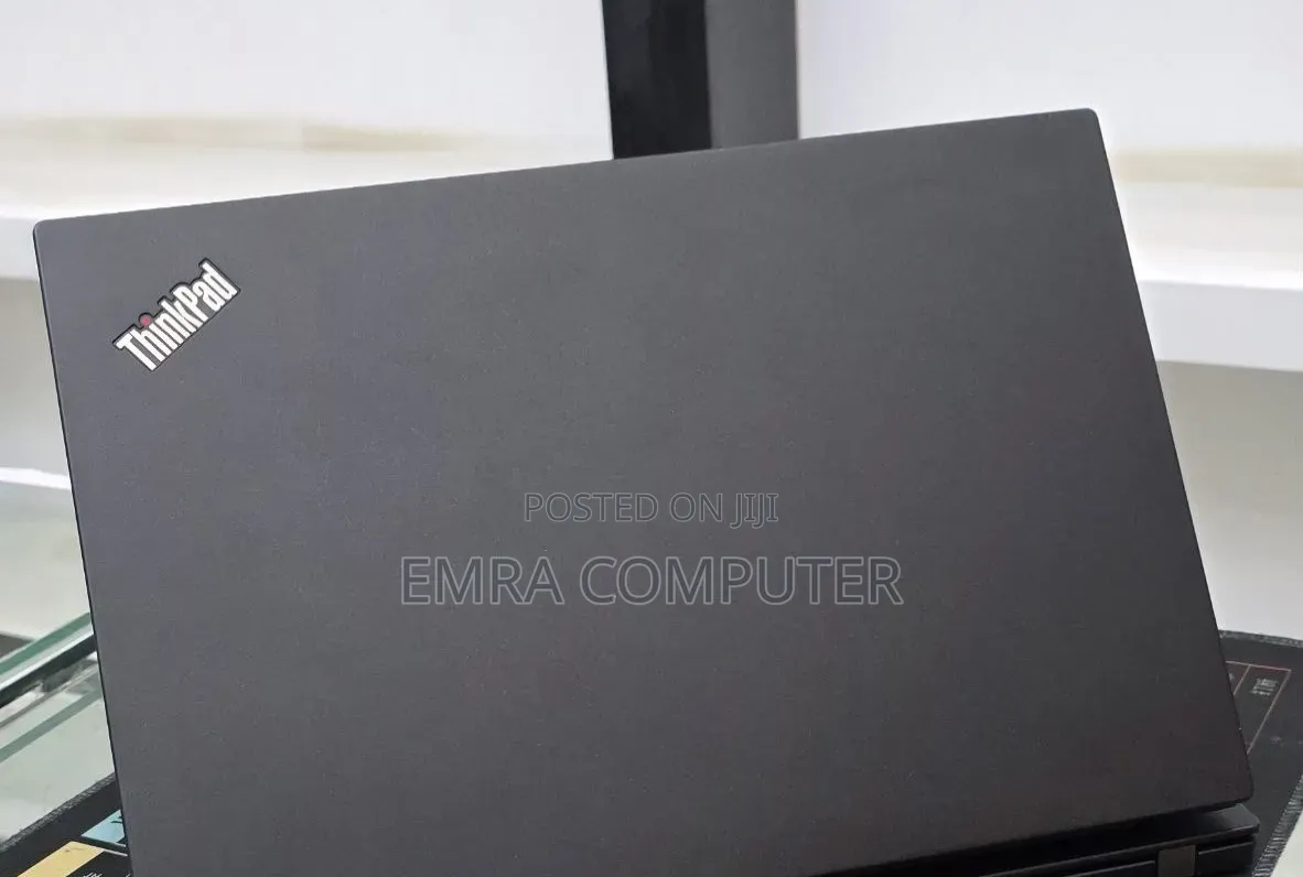 New Laptop Lenovo ThinkPad T14 16GB Intel Core 5 SSD 512GB