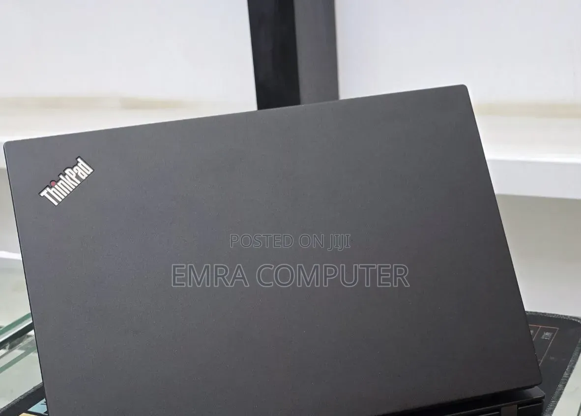 New Laptop Lenovo ThinkPad T14 16GB Intel Core 5 SSD 512GB