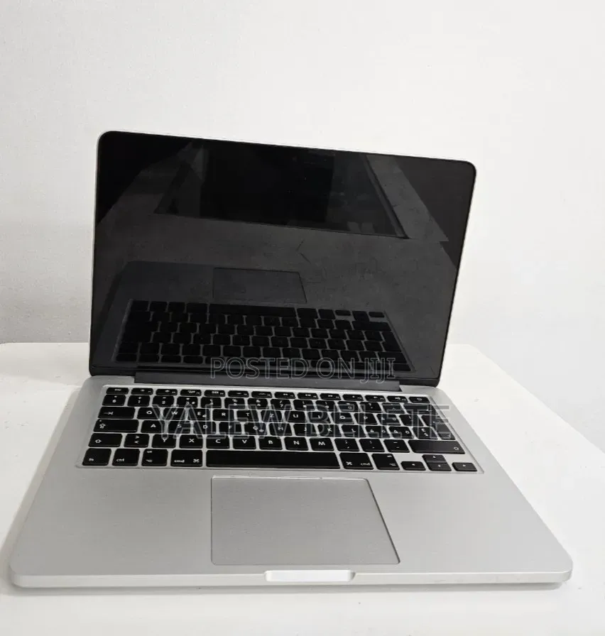 New Laptop Apple MacBook Pro 2015 8GB Intel Core i5 SSD 128GB