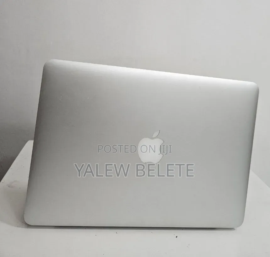 New Laptop Apple MacBook Pro 2015 8GB Intel Core i5 SSD 128GB