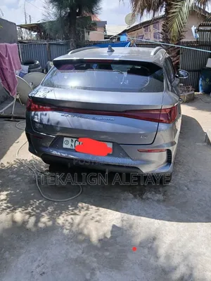 New BYD E2 43 kWh 94 hp FWD 2025 Silver