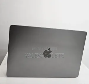 New Laptop Apple MacBook Air 2024 M3 8GB Apple M3 SSD 512GB