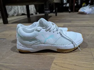 Puma Varion II Indoor Court Shoes