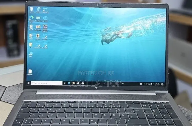 New Laptop HP ZBook Firefly G8 16GB Intel Core i7 SSD 1T