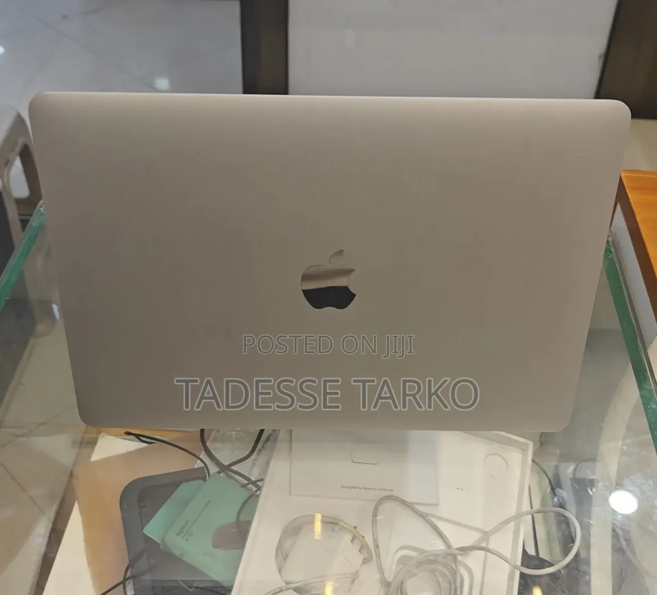 New Laptop Apple MacBook Air 2019 8GB Intel Core i5 SSD 256GB