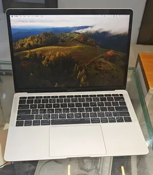 New Laptop Apple MacBook Air 2019 8GB Intel Core i5 SSD 256GB