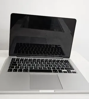 New Laptop Apple MacBook Pro 2015 8GB Intel Core i7 SSD 256GB