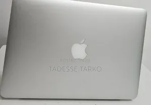New Laptop Apple MacBook Pro 2015 8GB Intel Core i5 SSD 128GB