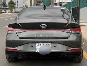 Hyundai Avante 2022 Gray