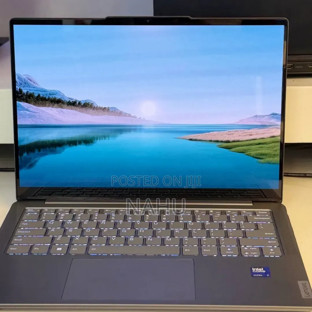 New Laptop Lenovo Yoga 7i 16GB Intel Core Ultra 7 SSD 512GB