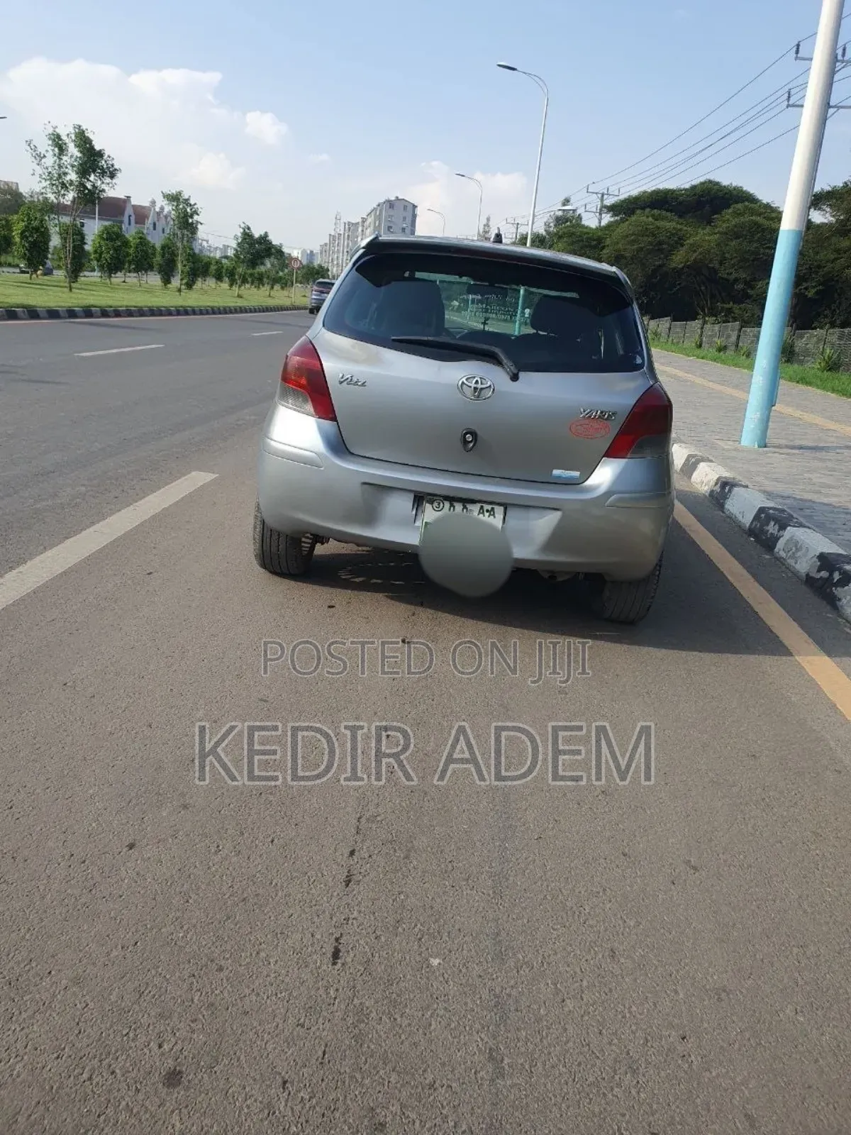 Toyota Yaris 2010 Gray