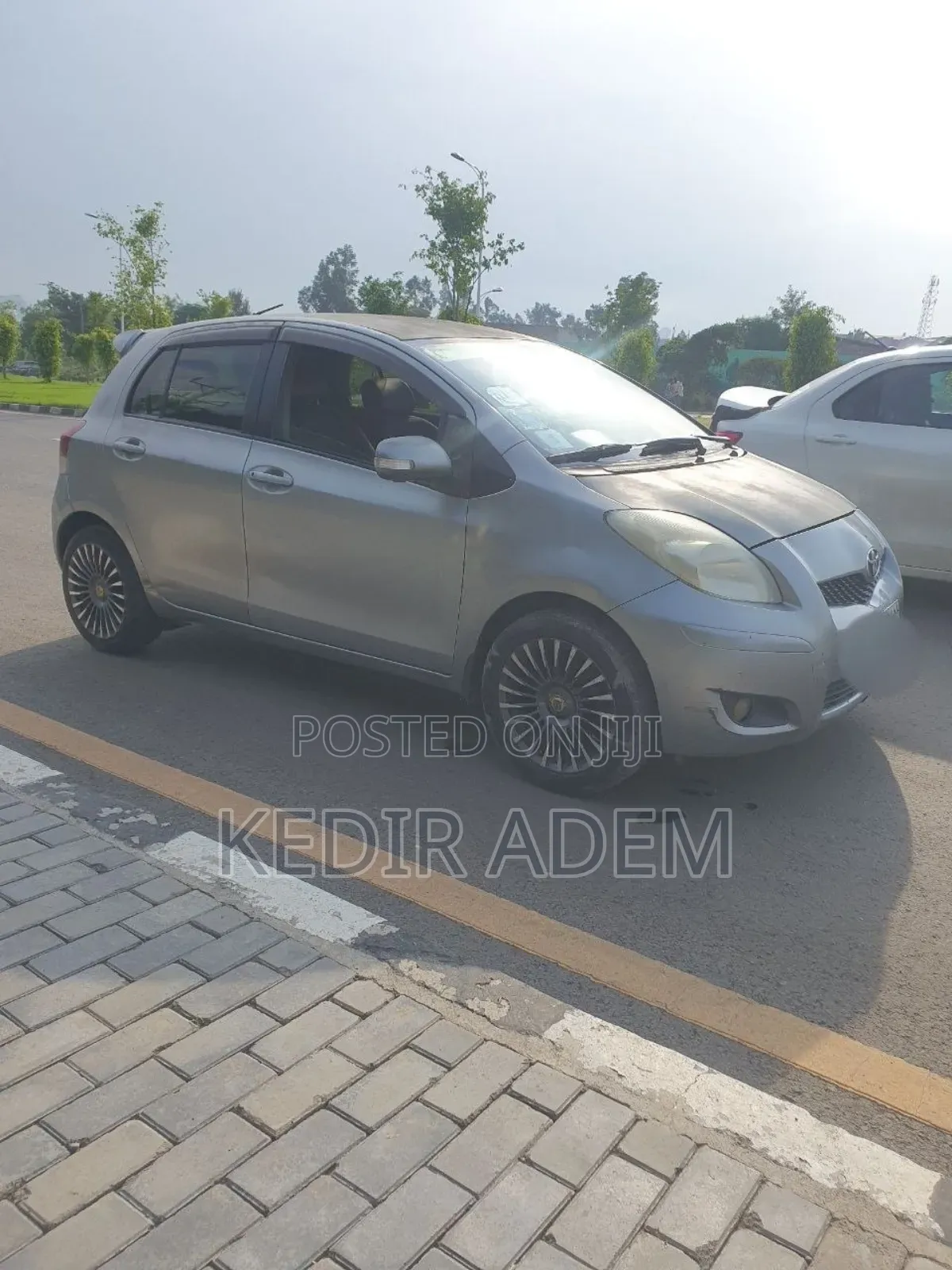 Toyota Yaris 2010 Gray