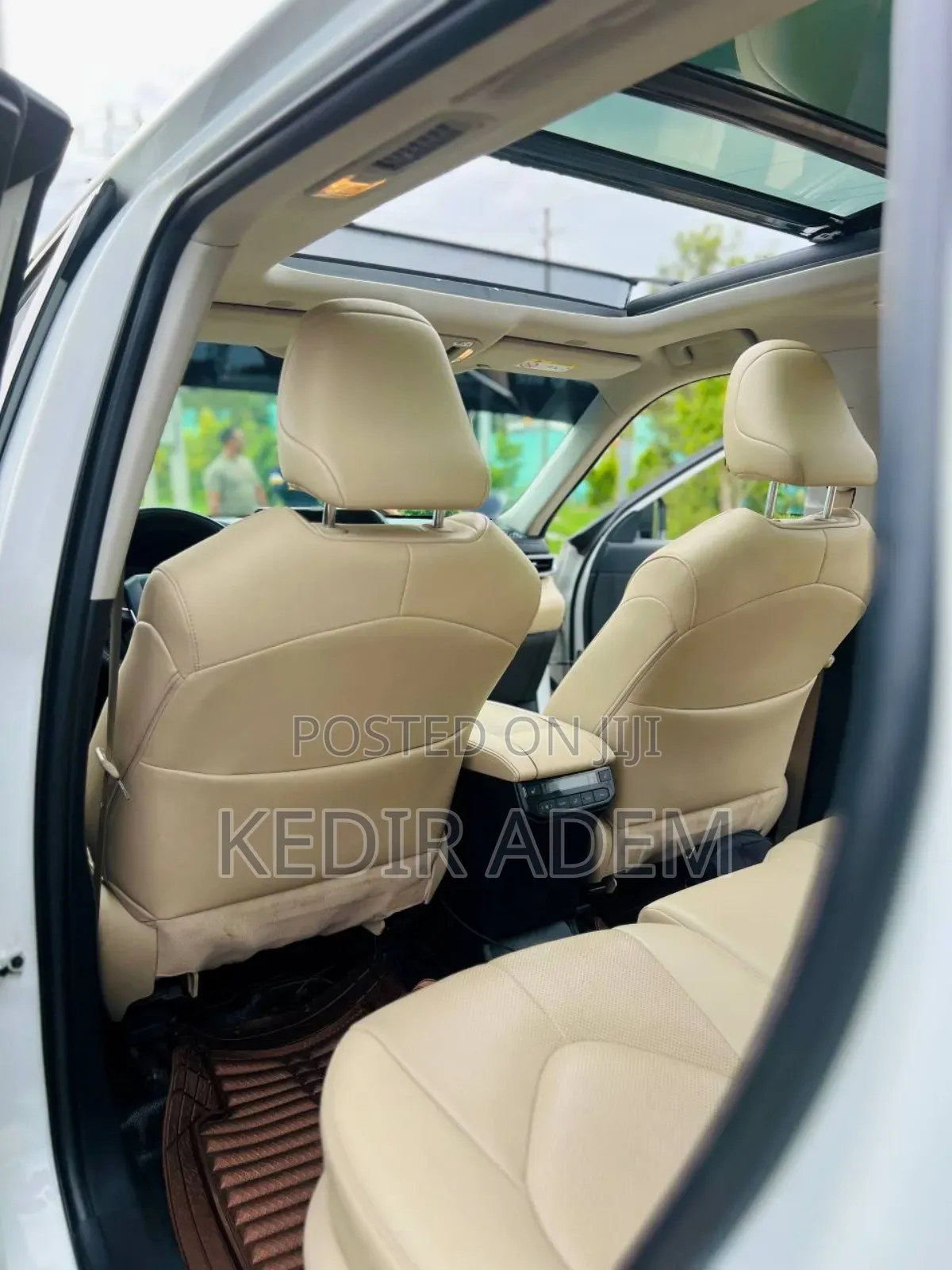 Toyota Highlander Hybrid 2024 White