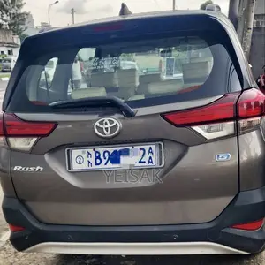 Toyota Rush 2021 Gray