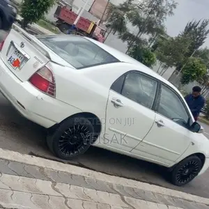 Toyota Corolla 2007 White