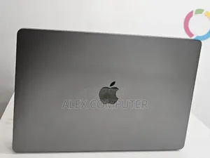 New Laptop Apple MacBook Air 2024 M3 8GB Apple M3 SSD 512GB