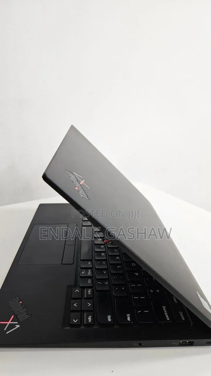 New Laptop Lenovo ThinkPad X1 Yoga 16GB Intel Core i7 SSD 512GB