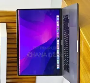 New Laptop Apple MacBook Pro 2018 32GB Intel Core i9 SSD 2T