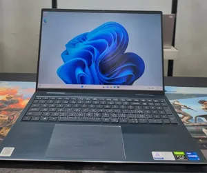 New Laptop Dell Inspiron 15 16GB Intel Core i7 SSD 512GB