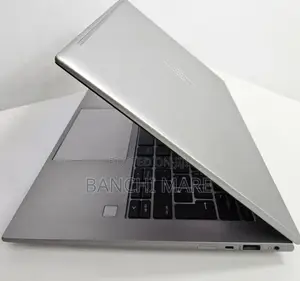 New Laptop HP ZBook Firefly 14 G10 16GB Intel Core i7 SSD 512GB