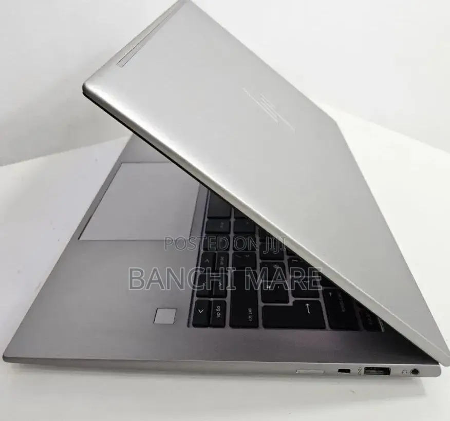 New Laptop HP ZBook Firefly 14 G10 16GB Intel Core i7 SSD 512GB