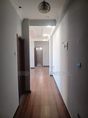 3bdrm Condo in ኣራብሳ, Bole for sale