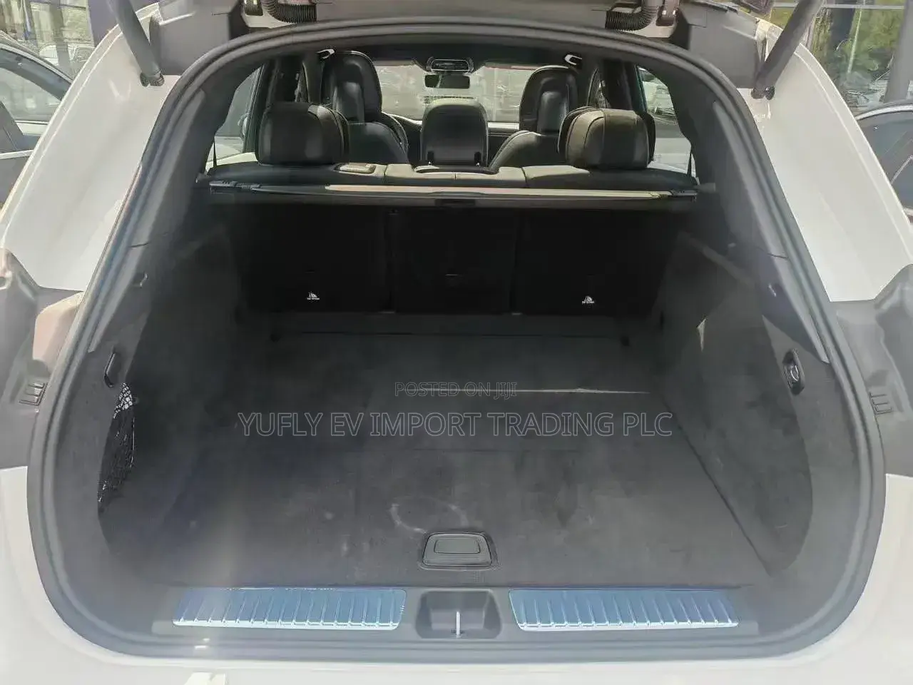 Mercedes-Benz EQS 2025 White