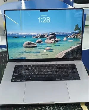 New Laptop Apple MacBook Pro 2021 M1 Max 32GB Apple M1 Max SSD 1T