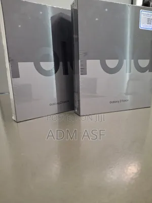 New Samsung Galaxy Fold 512 GB