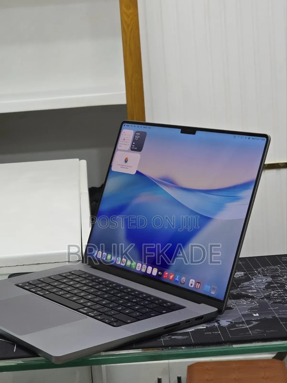 New Laptop Apple MacBook Pro 2021 M1 Max 32GB Apple M1 Max SSD 1T