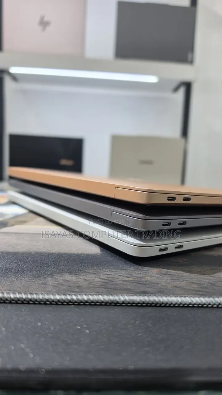 New Laptop Apple MacBook Air 2020 M1 8GB Apple M1 SSD 256GB