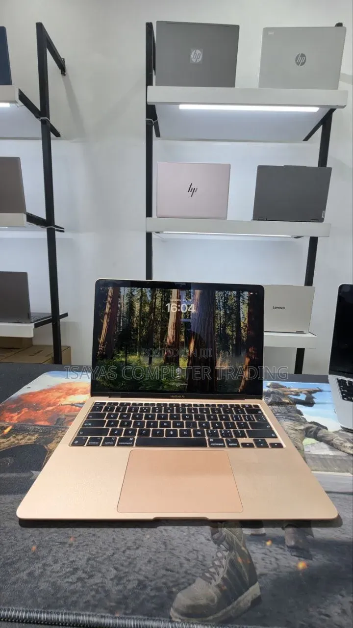 New Laptop Apple MacBook Air 2020 M1 8GB Apple M1 SSD 256GB
