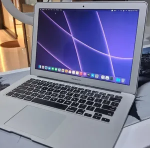 New Laptop Apple MacBook 2015 8GB Intel Core i5 SSD 256GB